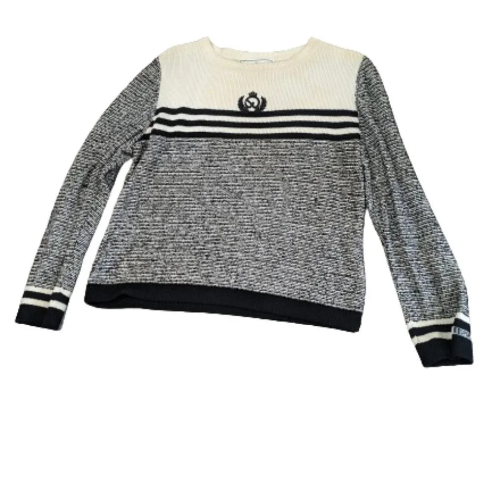 St John‎ sport crew neck with logo black and white Size P